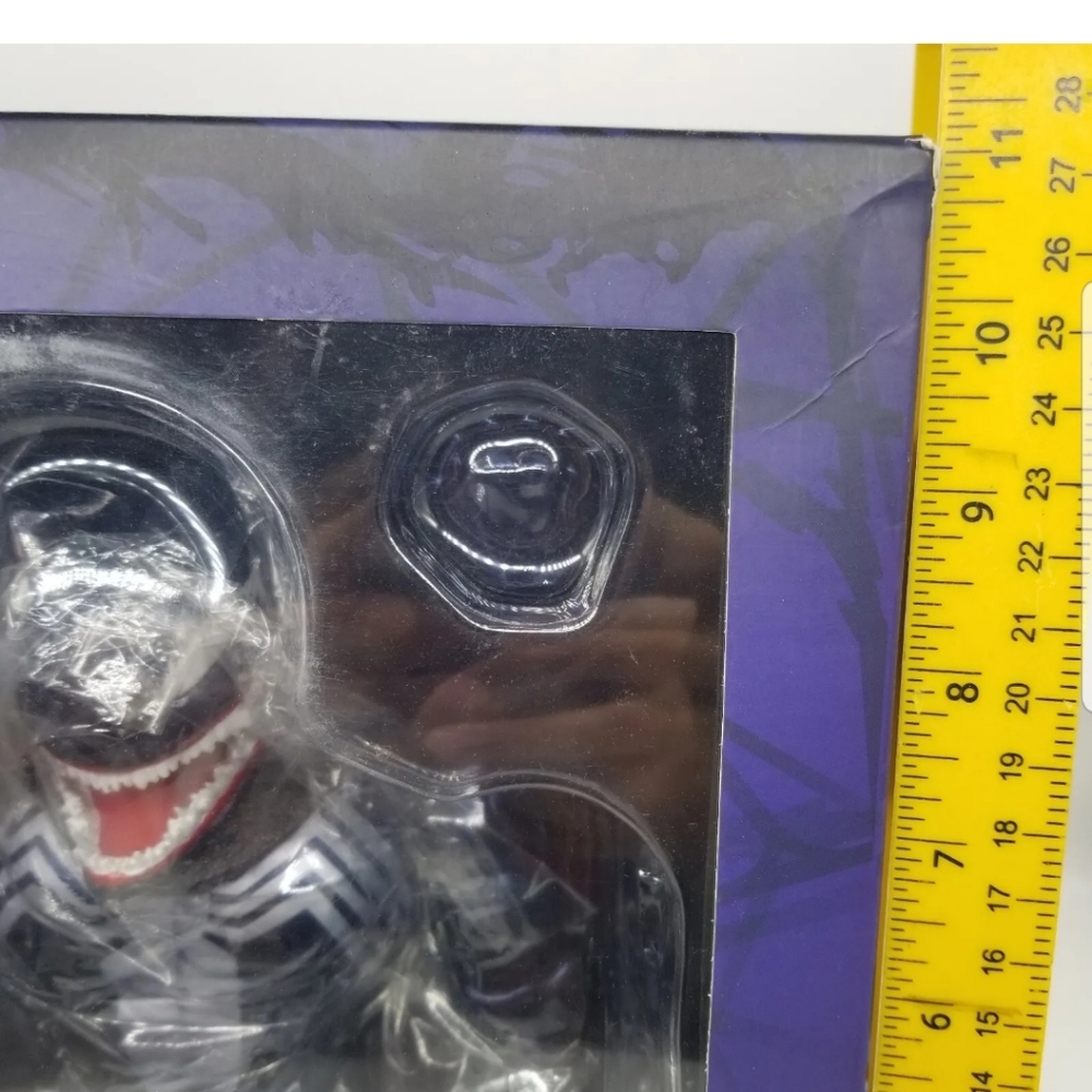 Beast Kingdom Egg Attack Venom PX Previews Exclusive Action Figure EAA-87 Marvel - Picture 8 of 16